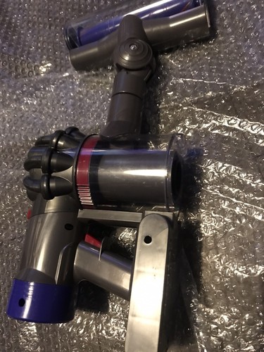 Dyson cord free - vacuum, hoover